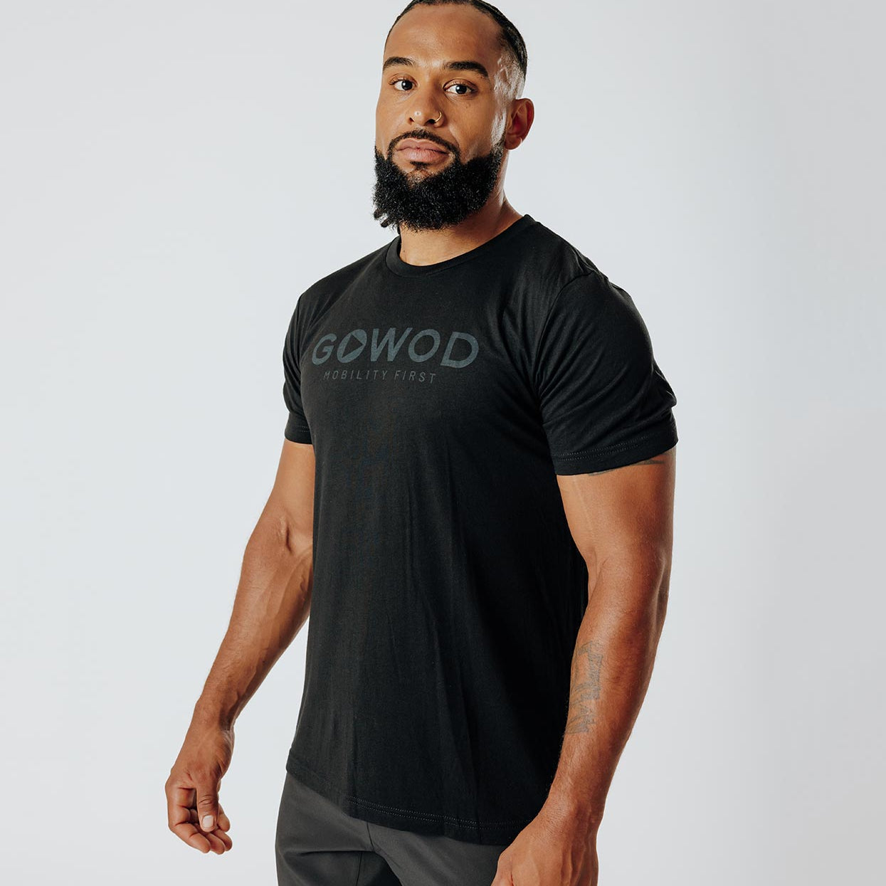 T-SHIRT UNCHAINED x GOWOD T/T