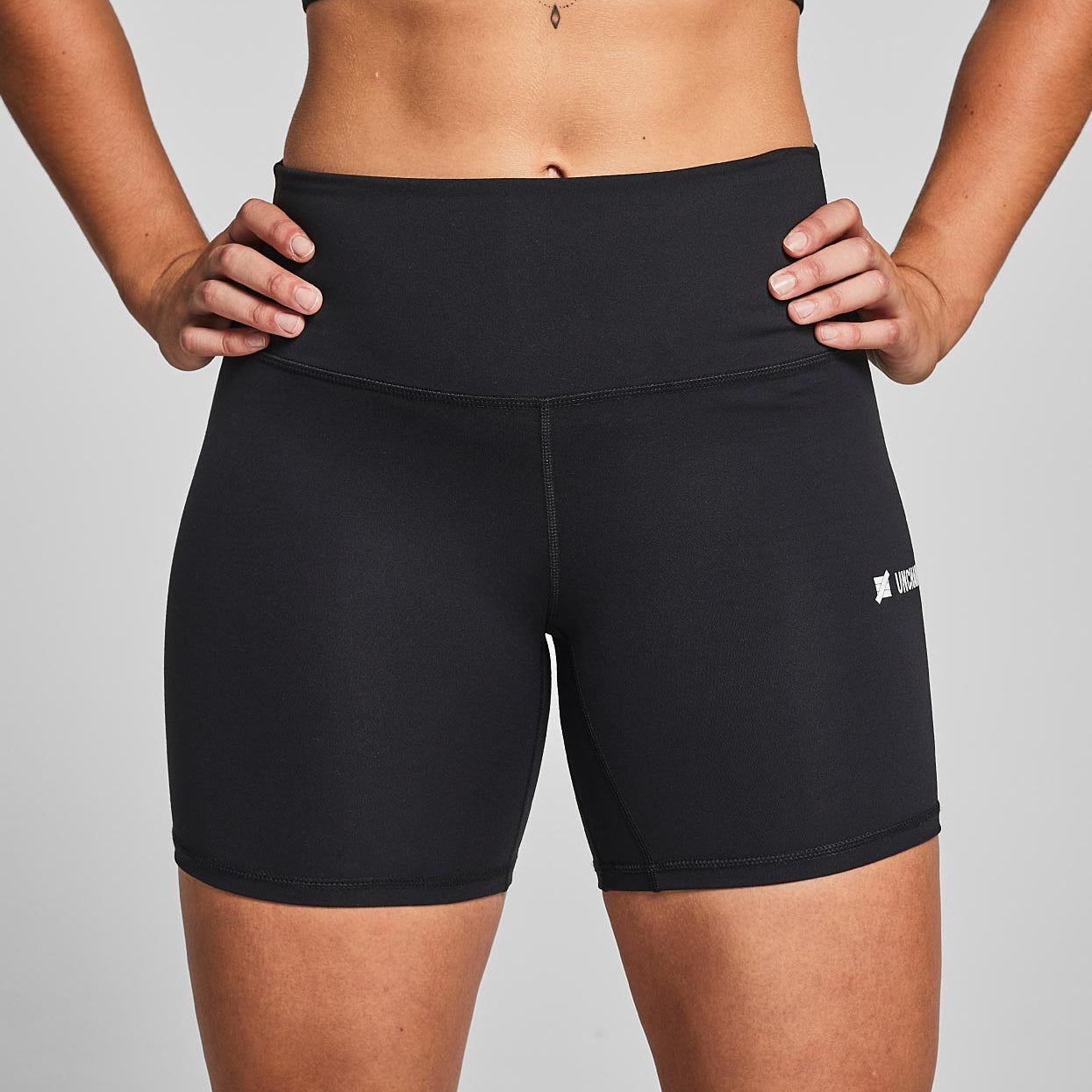 SHORT UNCHAINED LIGHTER 38'
